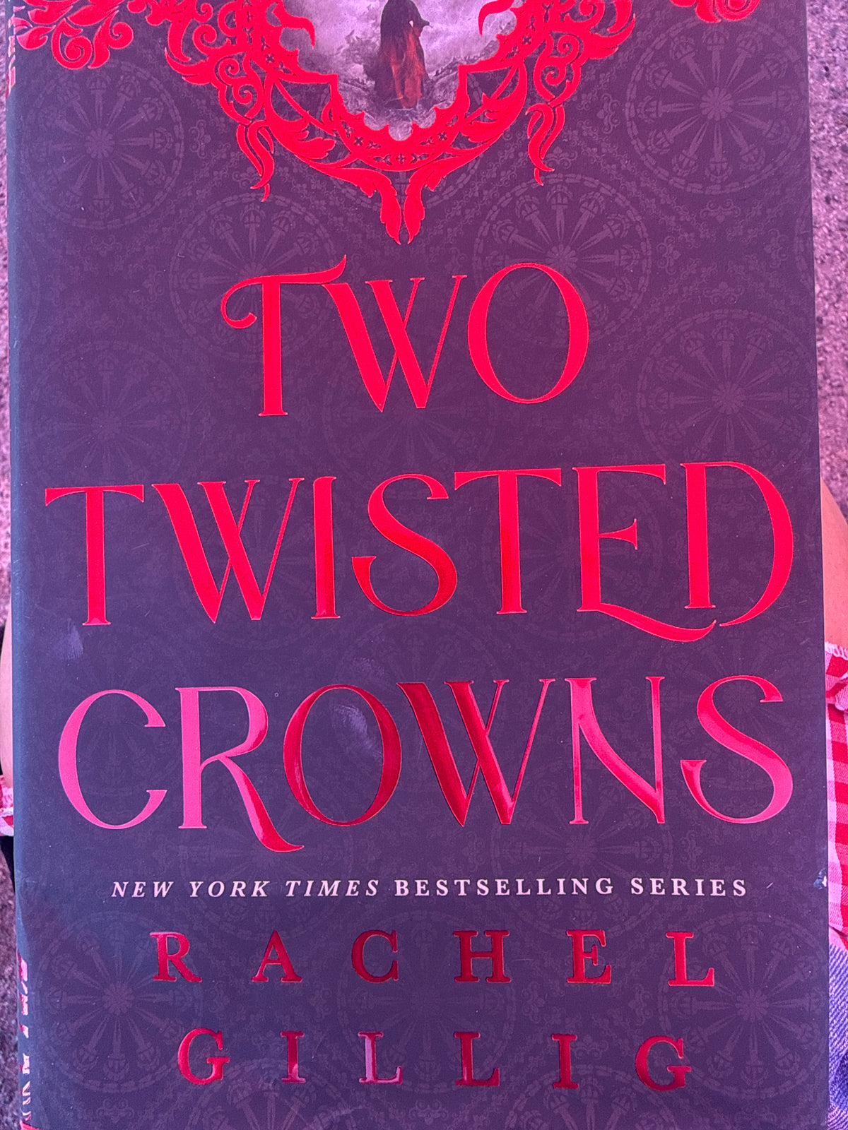 Two Twisted Crowns (special EDITION)